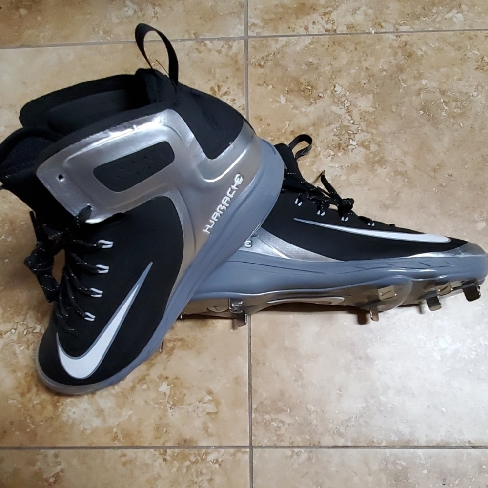 Nike Alpha Huarache Elite